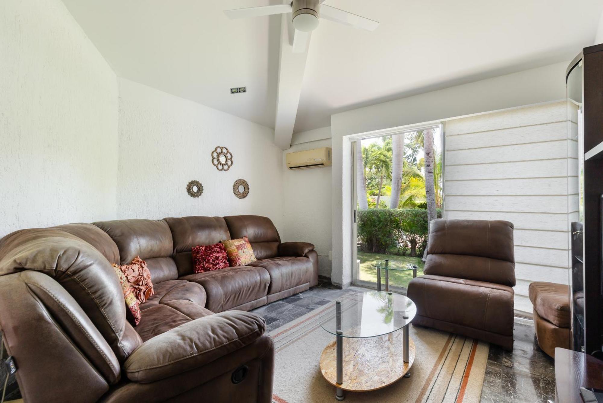 Large House - Walking To Beach - 10 Guests! Cancún Zewnętrze zdjęcie
