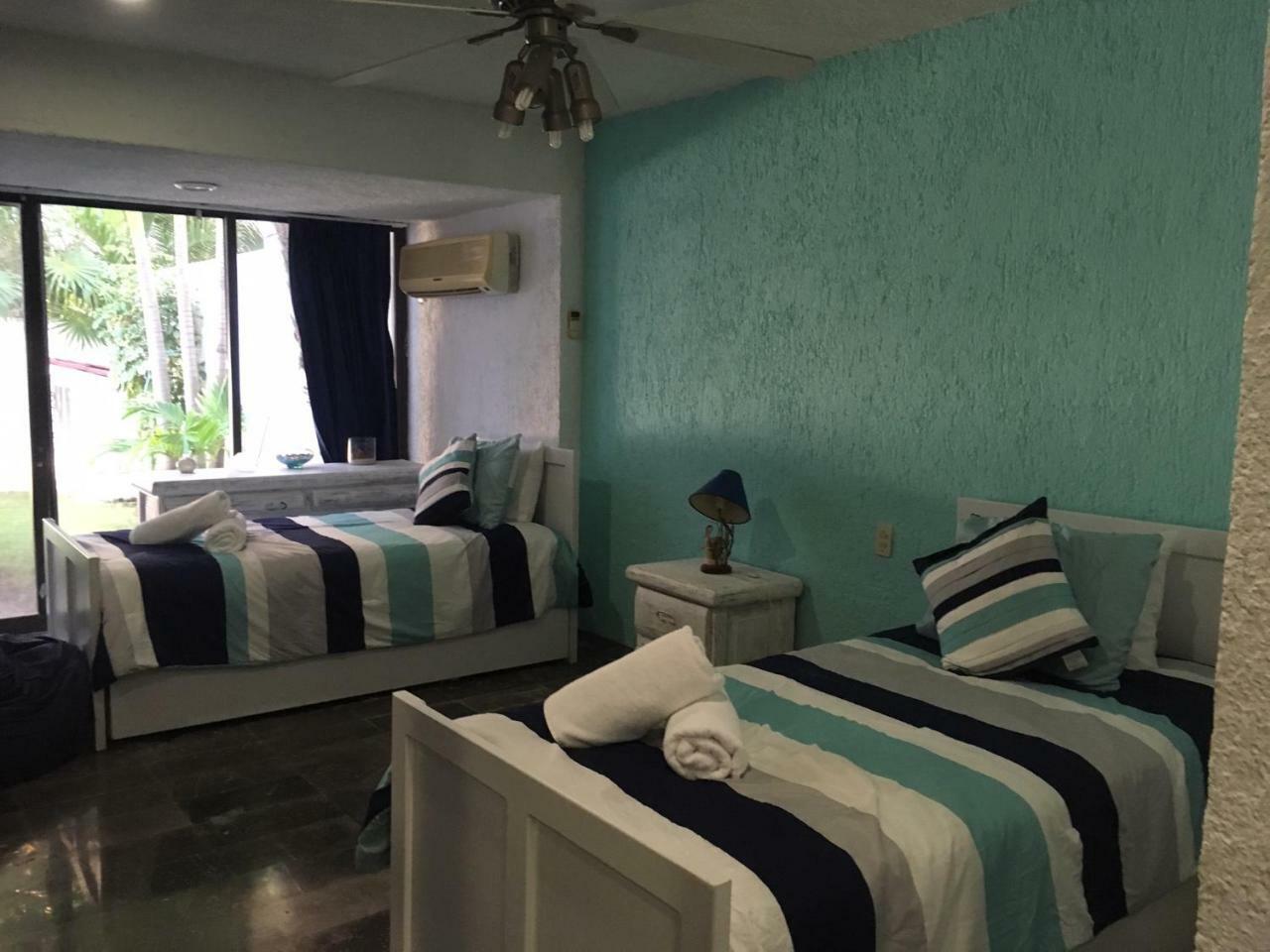 Large House - Walking To Beach - 10 Guests! Cancún Zewnętrze zdjęcie